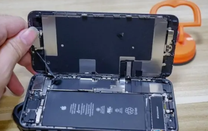 秦淮区苹果XSM换电池网点分享iPhone XSmax换原装电池要多少钱